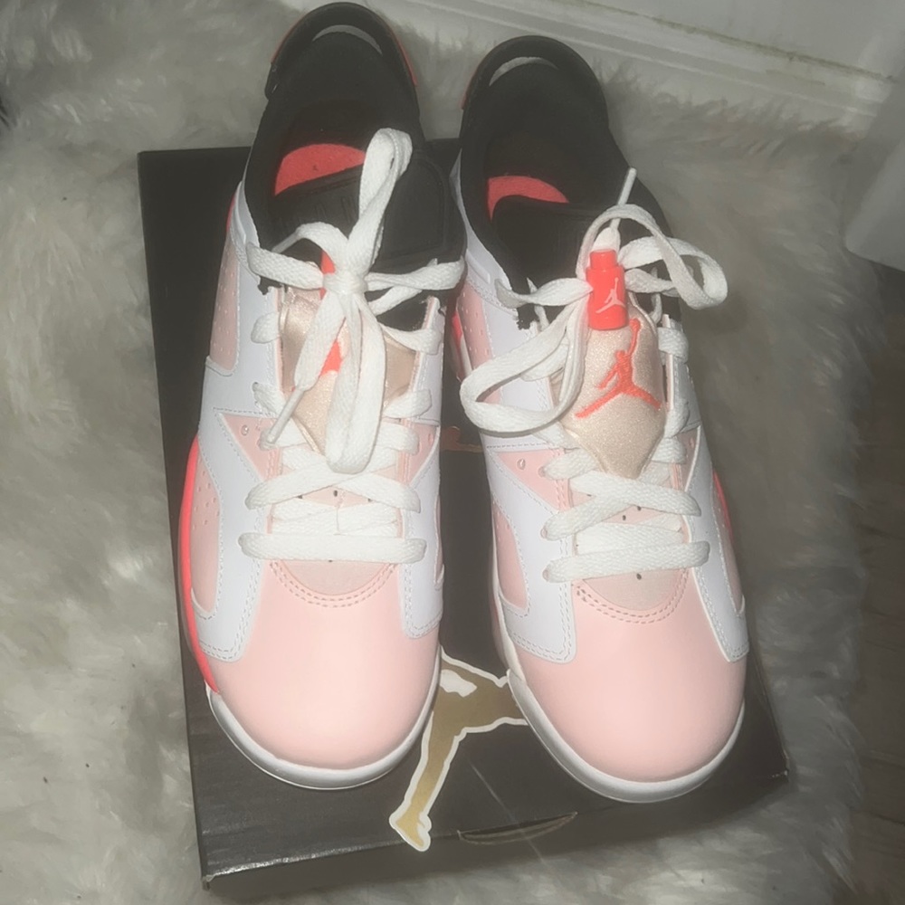 Air Jordan 6 retro low gently worn